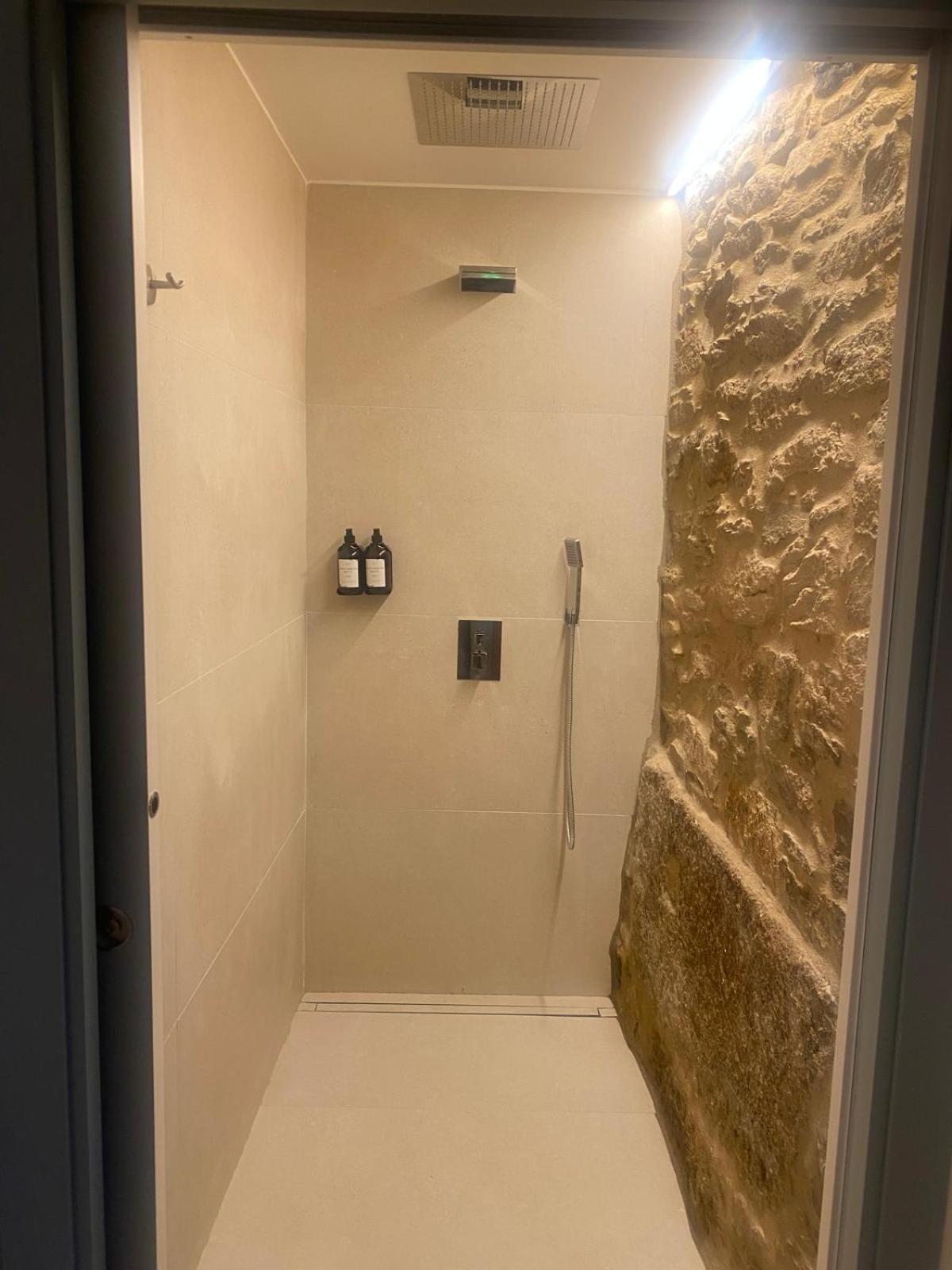 Luar Do Sarela & Suites Conjo Екстериор снимка